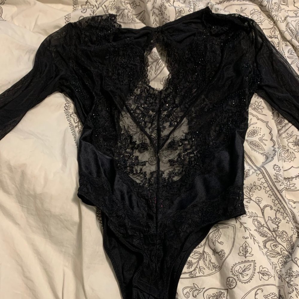 Lace Bodysuit - Picture 4 of 4